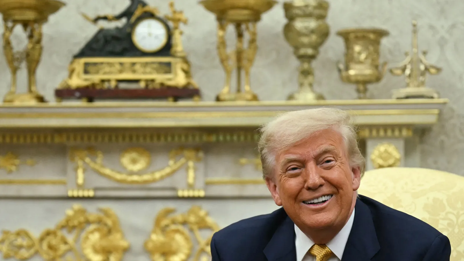 Trump’s Lonely First Year in Office: ’They All Leave Me’