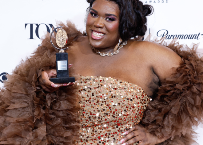 ‘Cats’ Costume Designer Qween Jean Becomes First Openly Trans Person to Win Tony Award