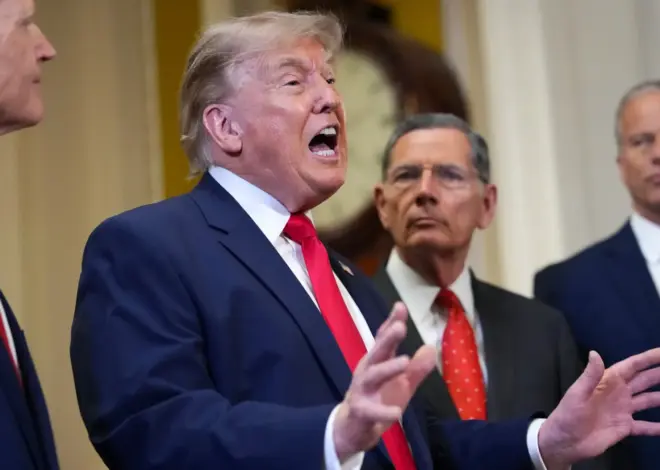 Trump Calls Republican a ‘Lunatic’ in Chaotic Senate Meeting
