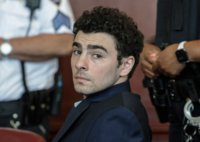 Luigi Mangione Suddenly Withdraws Psychiatric Defense in UnitedHealthcare CEO Murder Trial