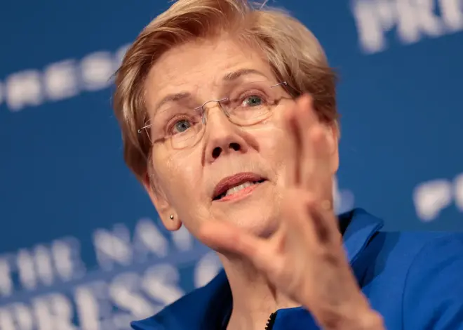 Liz Warren on Trump Bailing on Housing Bill: ‘His Popularity Is in the Dumpster’