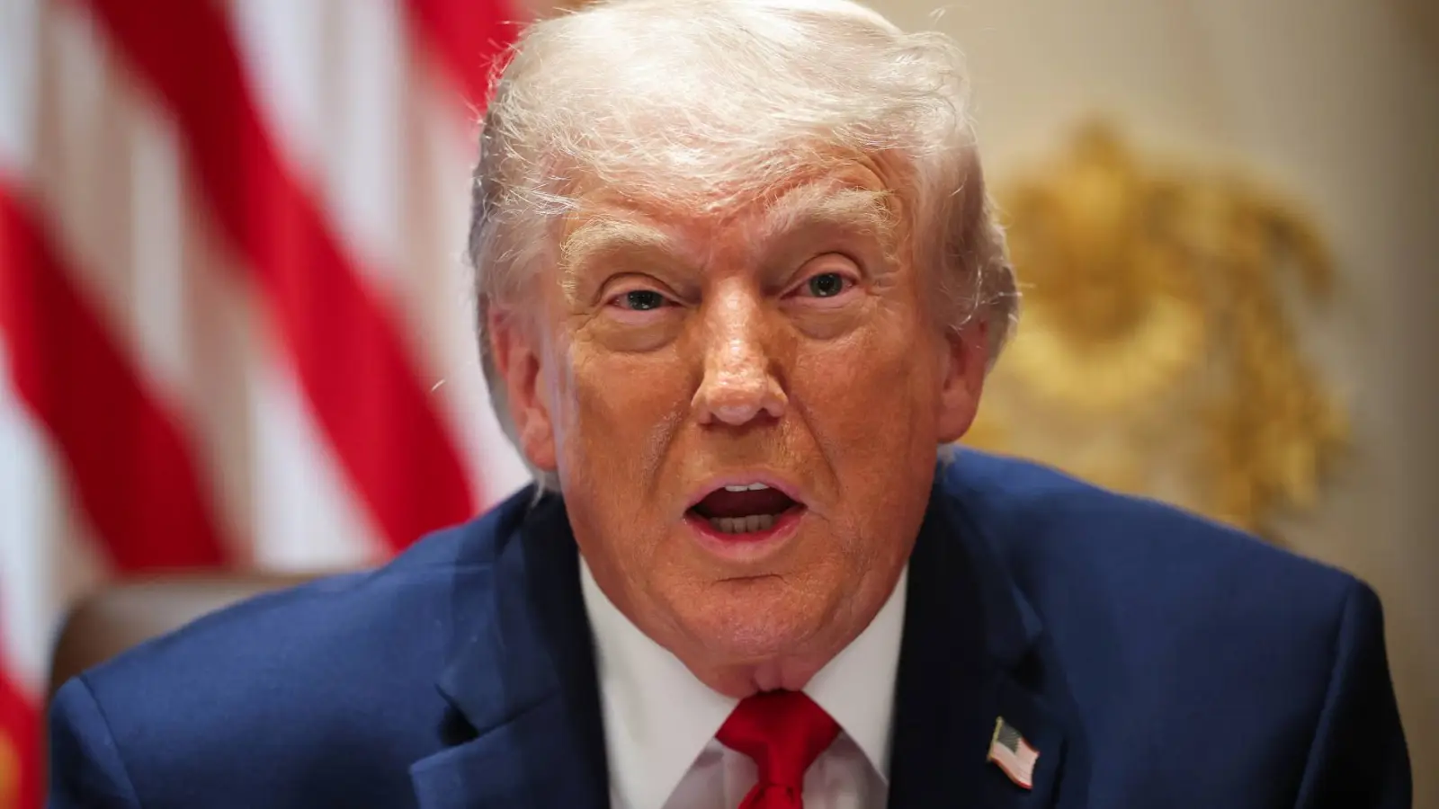 House Votes to End Iran War in a Bipartisan Swipe Against Trump