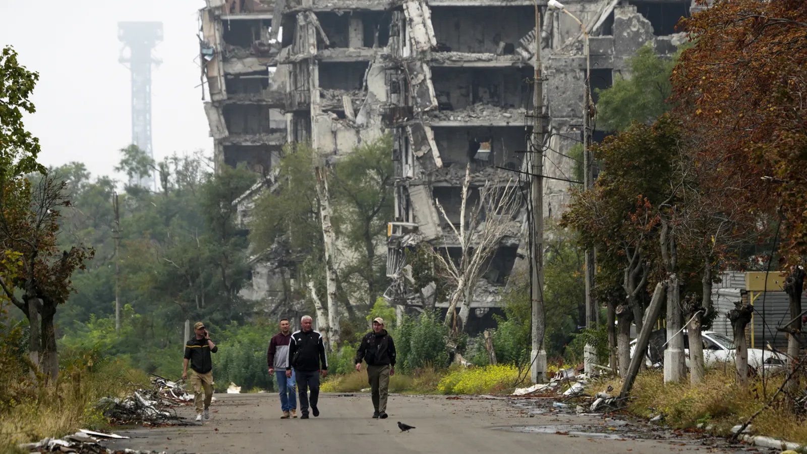 Living Through Russia’s ‘Complete Extermination’ of a Ukrainian City