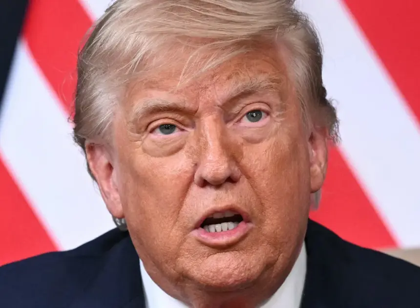 Trump Zeroes in on Iran Peace Deal With Threat to ‘Drop Bombs on Their Head’