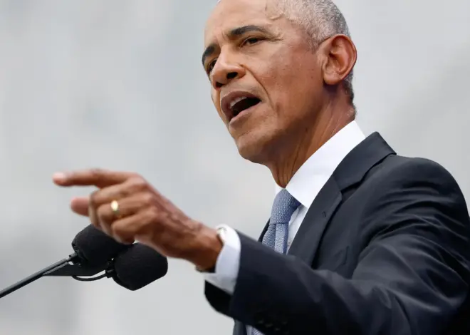 Barack and Michelle Obama Decry Trumpism in Rousing Presidential Center Speeches