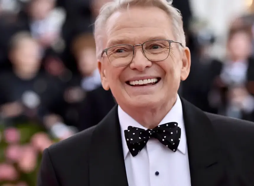 Bob Mackie, Famed Fashion Designer to Cher and More, Dead at 87