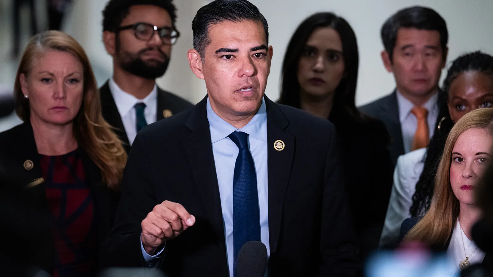 ‘Corruption to Go Around’: How Dems Are Preparing to Investigate Trump After the Midterms