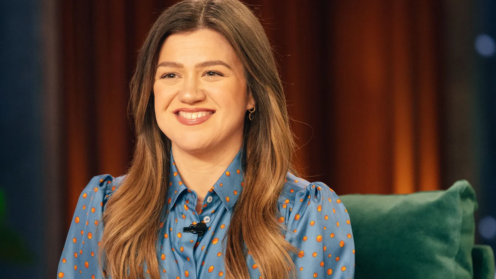 Shop Owner Says Kelly Clarkson ‘Used Her Fame to Try to Destroy Our Business’