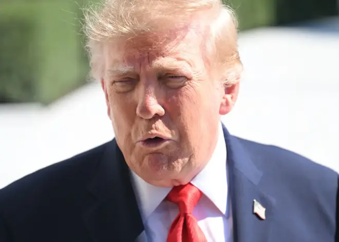 Trump Courts New Crypto Investors Ahead of Midterms