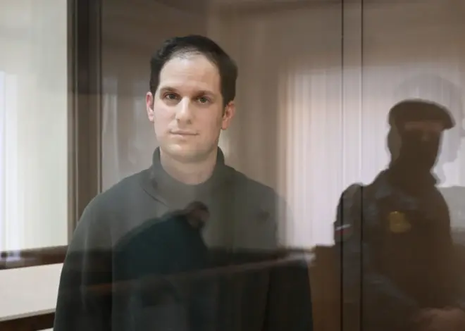 Solitary Confinement and Soft Rock in a Notorious Russian Prison